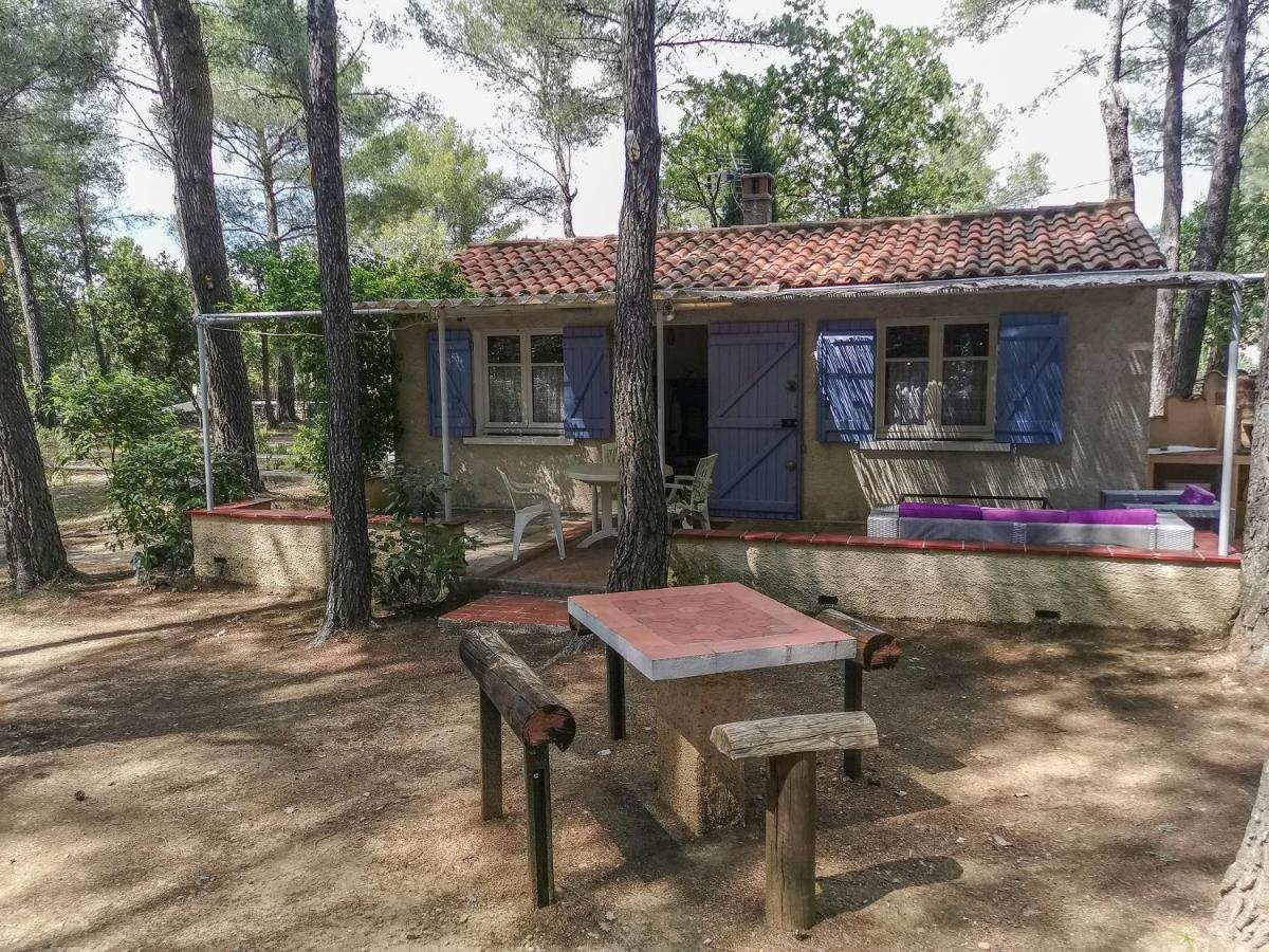 Maisonnette En Pleine Nature Le Beausset Exterior foto