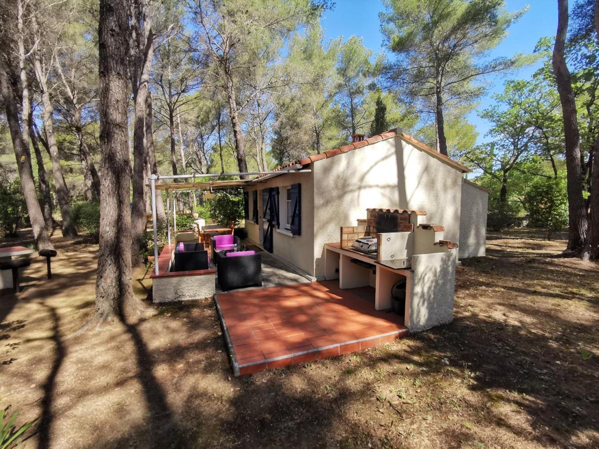Maisonnette En Pleine Nature Le Beausset Exterior foto
